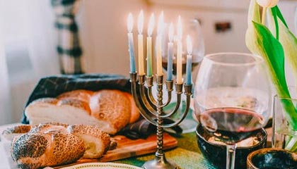 星空体育官方网站-西甲激烈争夺，专家解读战术变化，西甲loading